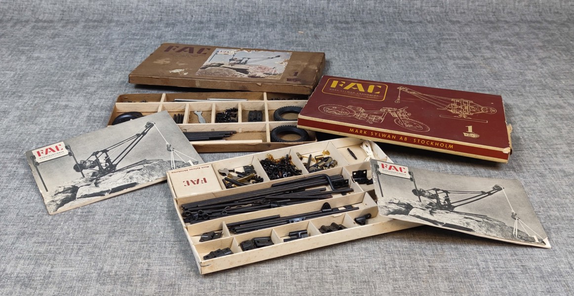 2 Byggsatser med instruktionsböcker, F.A.C. no: 1, Mark Sylwan Aktiebolag, 1950-tal