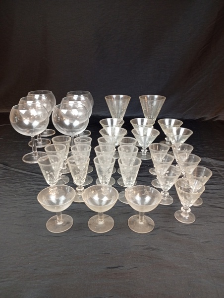 Diverse glas. 6 Esprit "Bistro" & Slipade spritglas.
