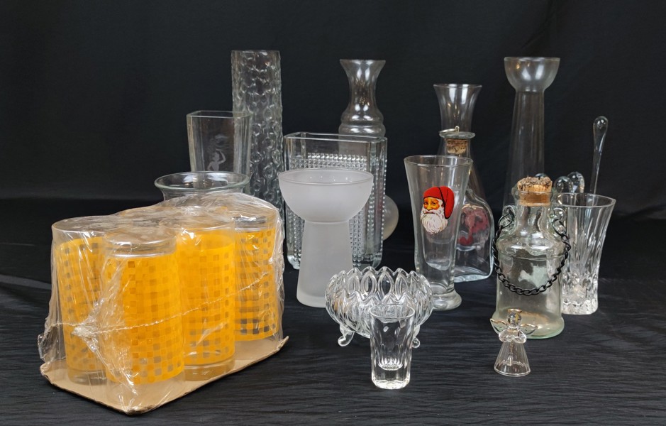 Diverse glas. Bl.a Skruf, Bergdala m.m.