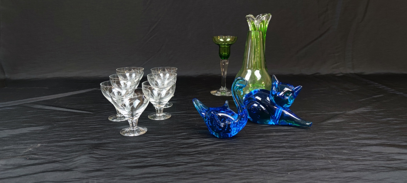 Diverse glas. Bl.a Glas-skulpturer m.m.