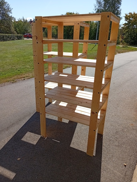 2 Lagerhyllor. "Hejne", IKEA, äldre modellen.