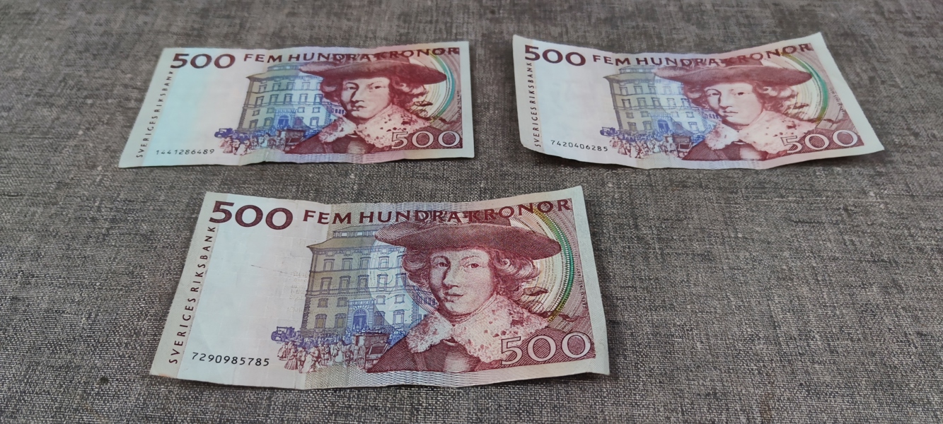 3 Svenska 500kr sedlar.