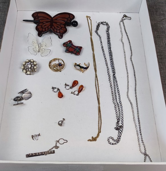 Diverse Bijouterier. Bl.a Silver 20gram.