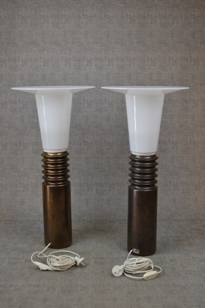 UNO & ÖSTEN KRISTIANSSON. 2 Bordslampor, LUXUS, No: 1041.32, Keramik & plast.