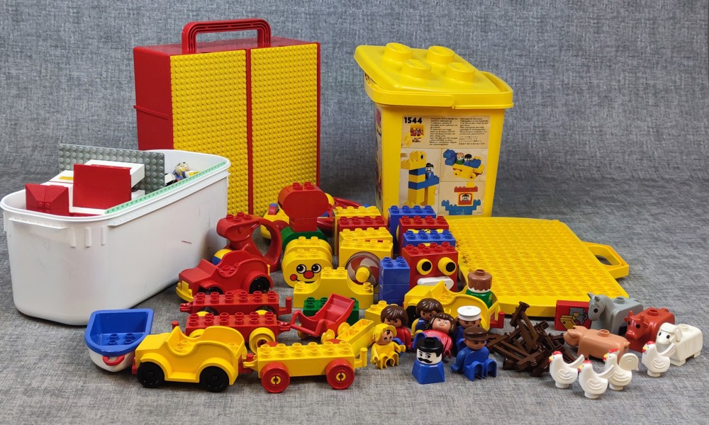 LEGO & DUPLO LEGO.