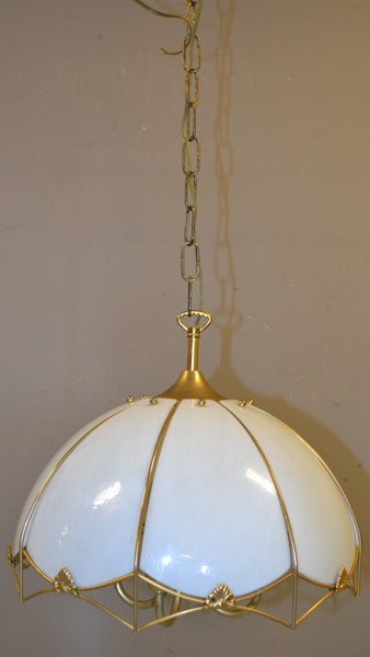 Taklampa. Glas & metall, sent 1900-tal.
