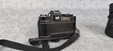Analog kamera Konica Autoreflex TC, med tillbehör.