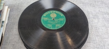 Diverse. Bl.a Vinylskivor, stenkakor m.m.