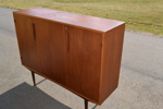 Skåp/skänk. Teak, 1950/60-talet.