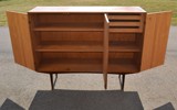 Skåp/skänk. Teak, 1950/60-talet.