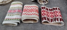 Diverse textil. Mestadels dukar.