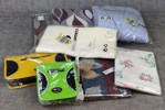 Diverse textil m.m. Obrutna förpackningar.
