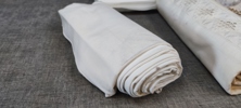 Diverse textil. Mestadels lakan.