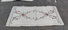 Diverse textil. Mestadels lakan.