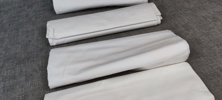 Diverse textil. Mestadels lakan.