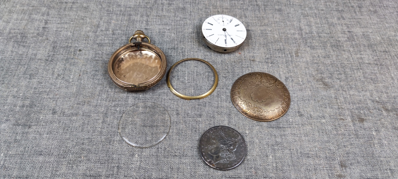 Morgan silverdollar 1897, 26gram & Fickur ILLINOIS WATCH, Renoveringsobjekt.