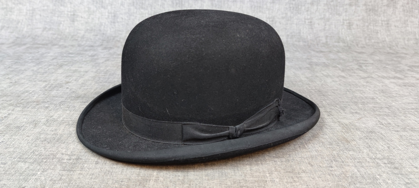 Hatt. "Kubb", Bergmans, storlek 59.
