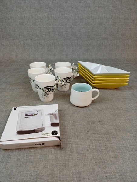 Diverse porslin. Bl.a Saga Form & Muggar.