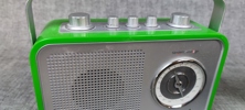 Diverse elektronik. Bl.a Radios, Sony Walkman m.m.