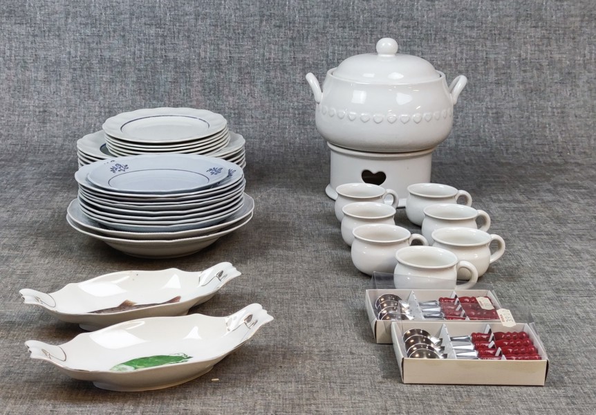 Diverse porslin & keramik. Bl.a Arabia, Rosenthal, Höganäs m.m.