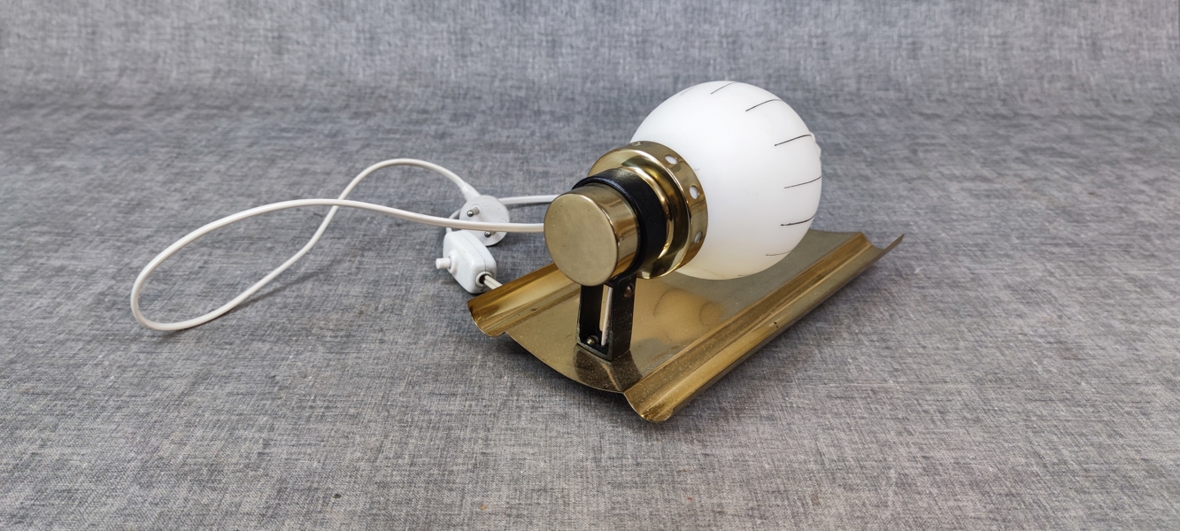 Vägglampa, Mässing & glas.