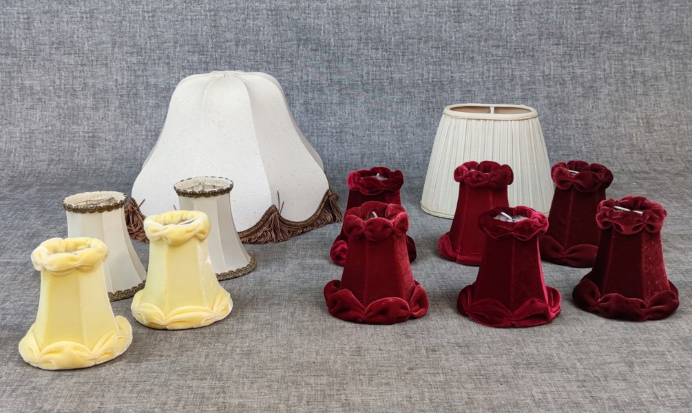 Diverse lampskärmar.
