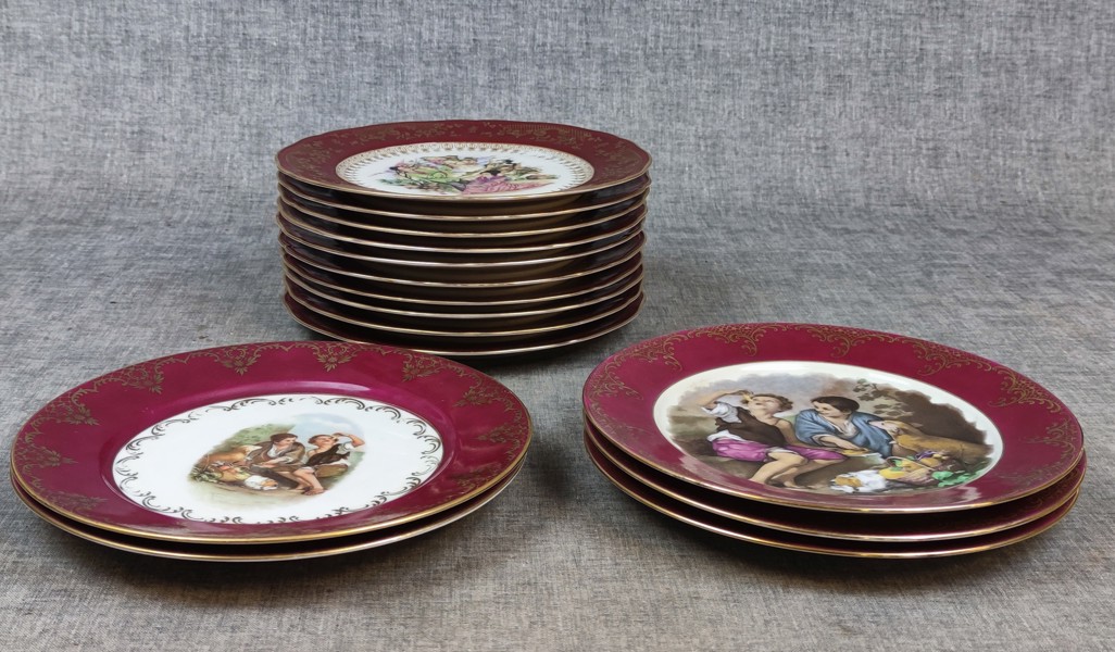 15 Tallrikar, 10+3+2.