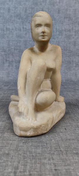 Skulptur. Keramik, signerad.