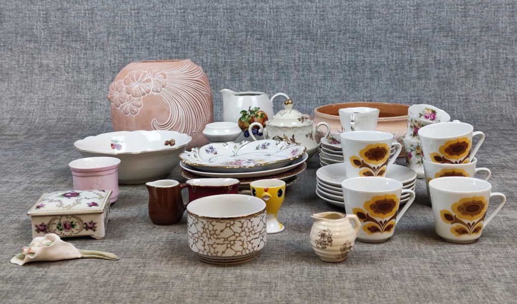 Diverse porslin & keramik.