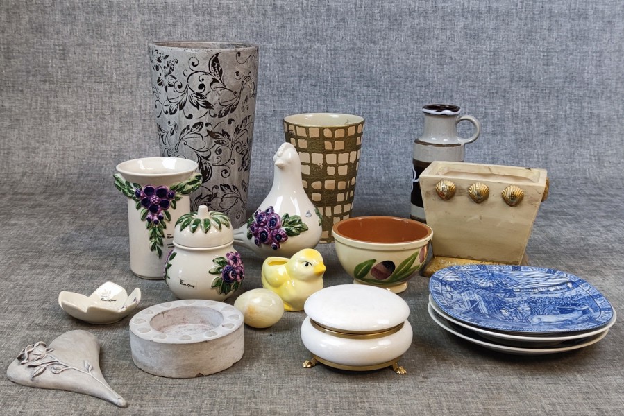 Diverse keramik m.m. Bl.a Rosa Ljung.