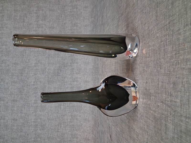 NILS LANDBERG. 2 Vaser, Orrefors, signerade.