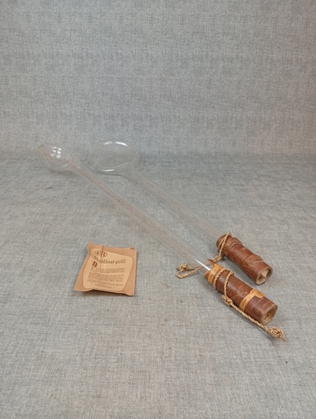 2 Glasblåsar grillar. Nife.
Jungnerbolaget.