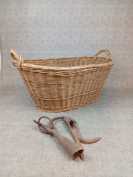 Mangelkorg & Båtshakar.