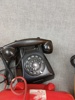 Diverse telefoner. Bl.a Bakelit m.m.