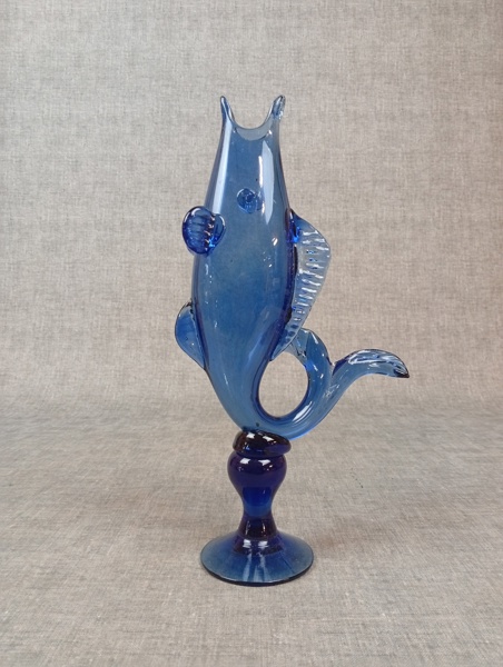 TURE BERGLUND. Vas, Glas, Fiskeform, Stockholms glasburk/ skansen, 1950/60-talet.