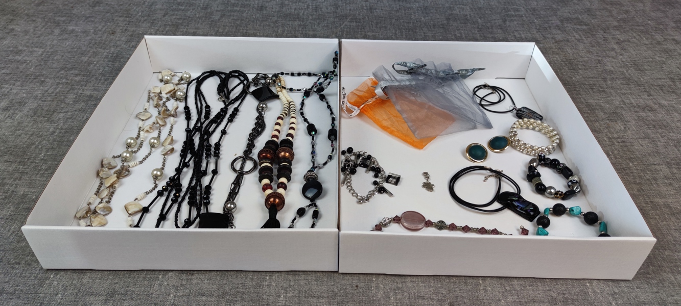 Diverse Bijouterier.