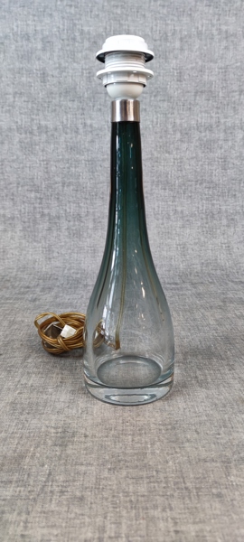 Bordslampa. "Lyfa", 1900-talets andra hälft.