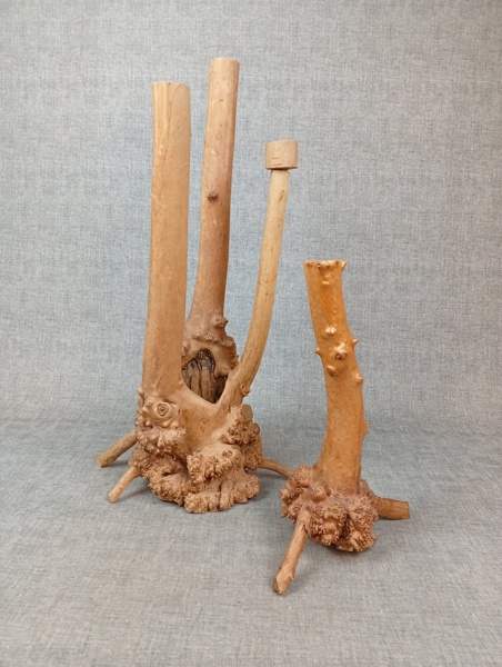 2 Ljusstakar av rot.