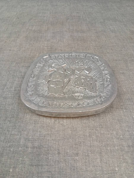 WALTER BENGTSSON. Väggrelief, "Svensk handelsbank Halmstad 1962", Aluminium.