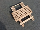 Bord, pall, 2 stolar.