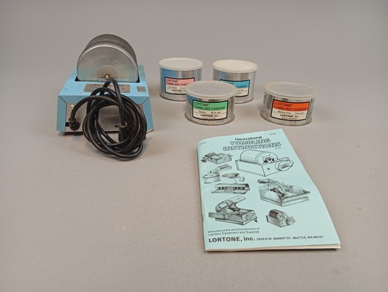 Stentrumlare. Rotary Tumbler. Lortone, Model 3A.