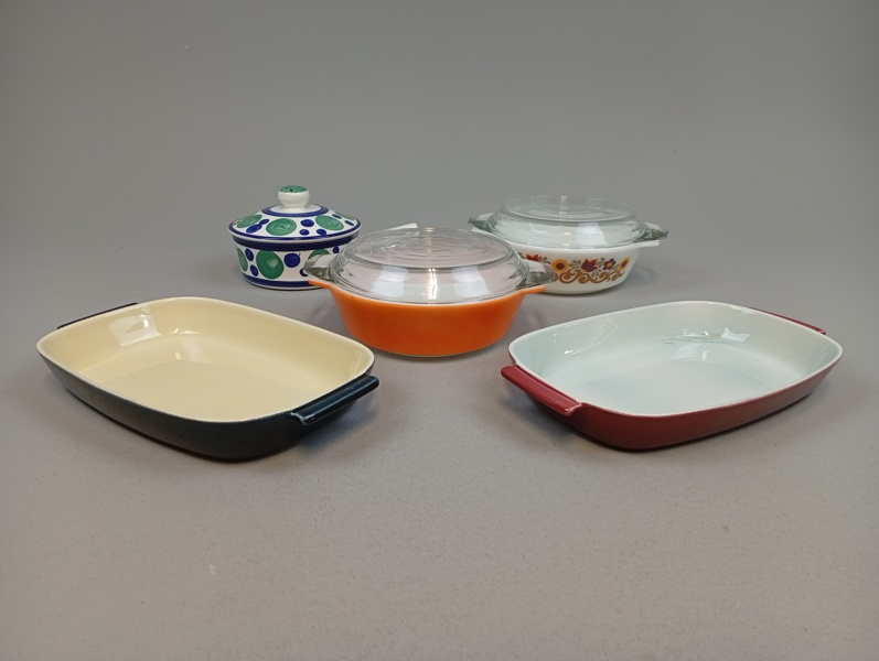 Porslin & glas. Retro, Bl.a Gunnar Nylund m.m.