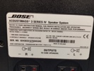 Acoustimass 3 Series system. 3 Bose högtalare 2 små & 1 större.