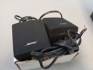 Acoustimass 3 Series system. 3 Bose högtalare 2 små & 1 större.