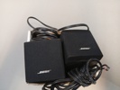 Acoustimass 3 Series system. 3 Bose högtalare 2 små & 1 större.