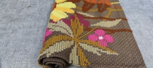 Diverse textil. Mestadels dukar.