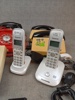 Diverse telefoner. Bl.a Bakelit m.m.