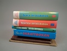 Diverse böcker. Bl.a Trasmattor och andra mattor, Ny mattor & 4 Skrattböcker.