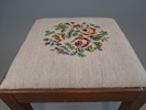 Pall. broderad sits.