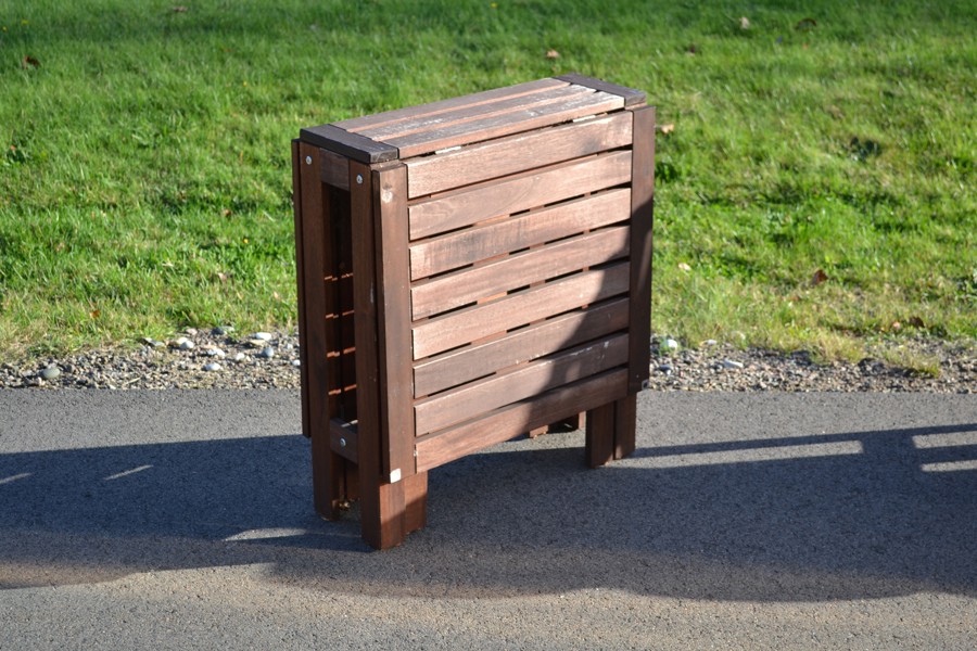 Klaffbord/trädgårdsbord. "Äpplarö", IKEA.